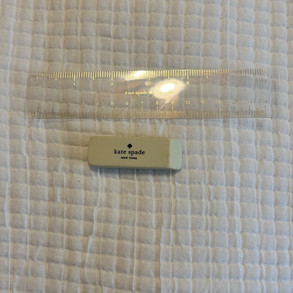*Kate Spade Pouch - Picture 5 of 6